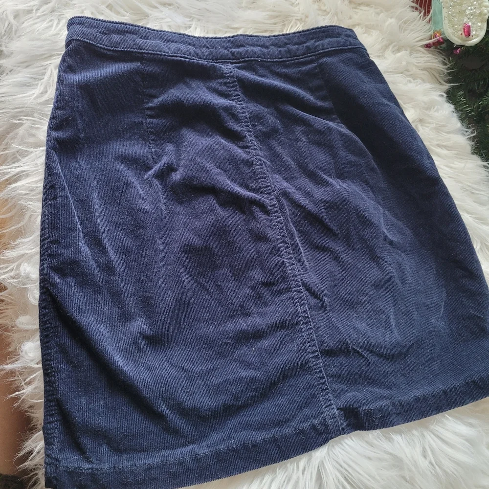 Floral embroidered corduroy skirt - Picture 7 of 9